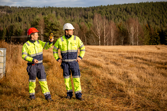 Control and measurement in field